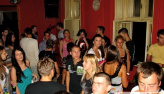 Muzika:Ljudi iz gradova Band