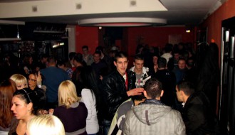 Muzika:Ivana Dulić i Vuk Vučinić