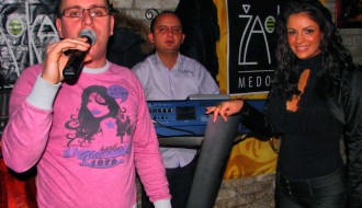 Muzika:Ivana Dulić i Vuk Vučinić