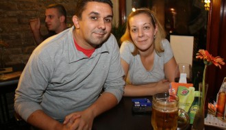 Veče u Kastello caffe-u