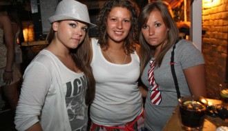 Subota veče u Sax-u