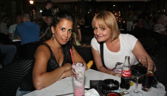 Veče u Bulevar caffe-u