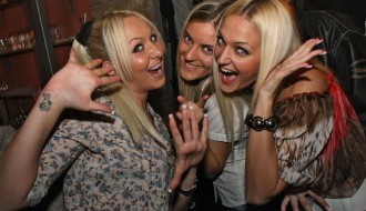 Subota veče u Sax-u