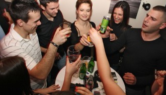 Tamburaški Orkestar "Biseri"