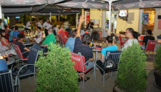 Veče uz violinu i harmoniku