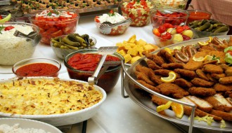 140.000-ti gost na nedeljnom ručku