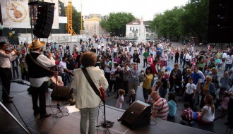 Koncert: "Garavi sokak" i ruski folklor