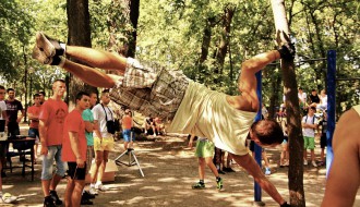 Dan Mladih - Bar Maniacs