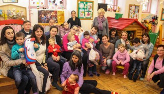 Dodela novogodišnjih paketića za decu iz Udruženja za podršku osobama sa psihofizičkim smetnjama "Zajedno"