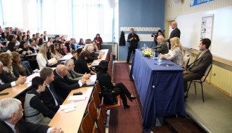 Studenti iz Bujanovca u poseti Ekonomskom fakultetu