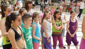 Humanitarna igraonica za decu