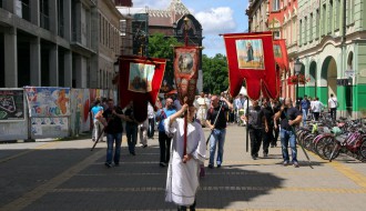 Obeležavanje Slave hrama Vaznesenja Gospodnjeg - Spasovdana (litija kroz grad)
