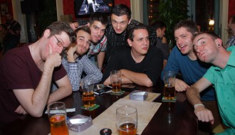 Moonlighting - akustična svirka