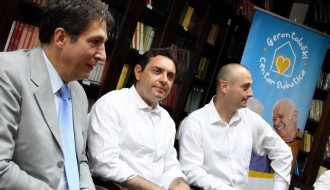 Aleksandar Vulin, Ministar za rad, zapošljavanje, socijalna i boračka pitanja, u poseti Gerontološkom centru