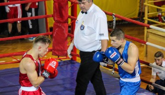 Boks: Spartak - Komarno sharks (Boxing One liga)