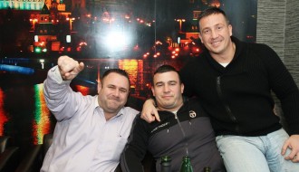 Prednovogodišnje zagrevanje u kafeu Moskva (#NG2015)