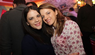 Turnir u brzom ispijanju piva - bend "Kumovi"