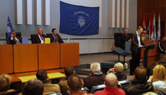 Tribina i promocija knjige predsednika SRS Vojislava Šešelja