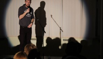 Tri musketara (važno je zvati se Srđan) - Stand up veče