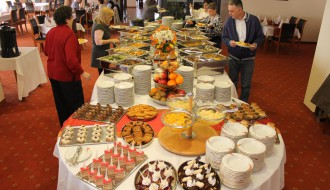 Nedeljni ručak u restoranu Panorama