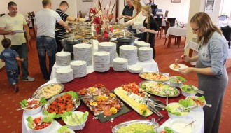 Nedeljni ručak u restoranu Panorama