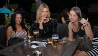 Hot & Cold - Akustična svirka