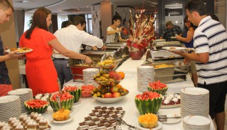 Nedeljni ručak u restoranu Panorama