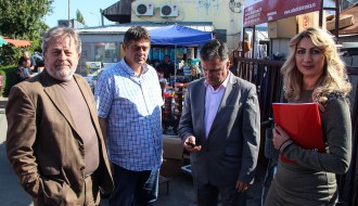 Obilazak radova na asfaltiranju pešačke staze sa prednje strane Buvljaka