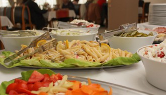 Nedeljni ručak u restoranu Panorama