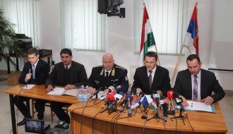 Konferencija za medije povodom razbijanja međunarodne grupe kradljivaca automobila