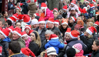 Tradicionalna trka Deda mrazova na Paliću