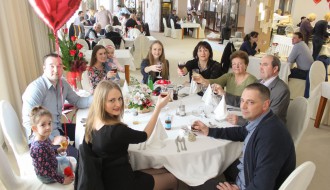 Nedeljni ručak u restoranu Panorama