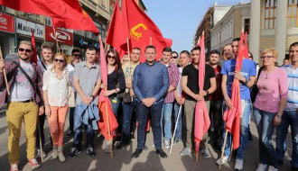 Vulin položio venac na Spomenik njihovoj vernosti