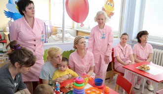 Donacija medicinske opreme dečjem odeljenju Opšte bolnice