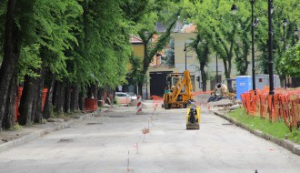 Radovi na uređenju desne strane ulice oko Spomenika žrtvama fašizma