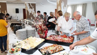 Nedeljni ručak u restoranu Panorama