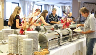 Nedeljni ručak u restoranu Panorama