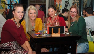 MOONLIGHTING - Akustična Svirka