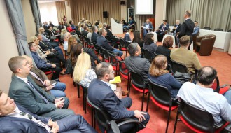 Panel diskusija "Ekonomsko okruženje i perspektive za razvoj biznisa"