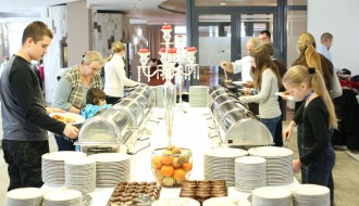 Nedeljni ručak u restoranu Panorama