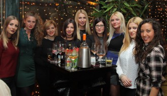 Girls Between Maniacs