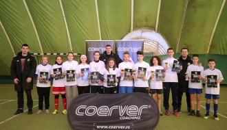 Novogodišnji turnir u nogotenisu