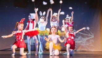 Zimske igre plesnog studia ''Mon Mirage''