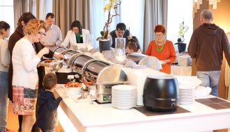 Nedeljni ručak u restoranu Panorama