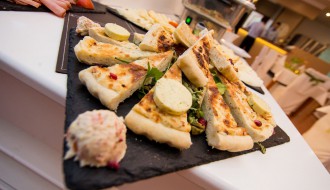 Nedeljni ručak u restoranu Panorama