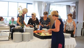 Nedeljni ručak u restoranu Panorama