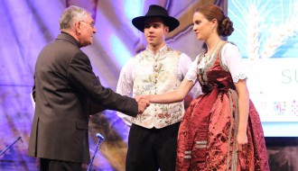 Tamburaško veče - predstavljanje bandaša i bandašice, izbor pratilaca i proglašenje najlepšeg izloga