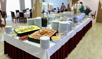 Nedeljni ručak u restoranu Panorama