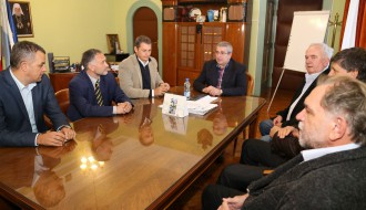 Predstavnici Olimpijskog komiteta  na prijemu kod gradonačelnika