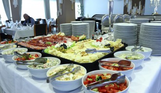 Nedeljni ručak u restoranu Panorama